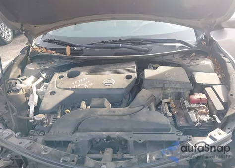 2015 Nissan Altima 2.5/2.5 S/2.5 Sl/2.5 Sv from USA, damaged, VIN 1N4AL3AP3FN886714